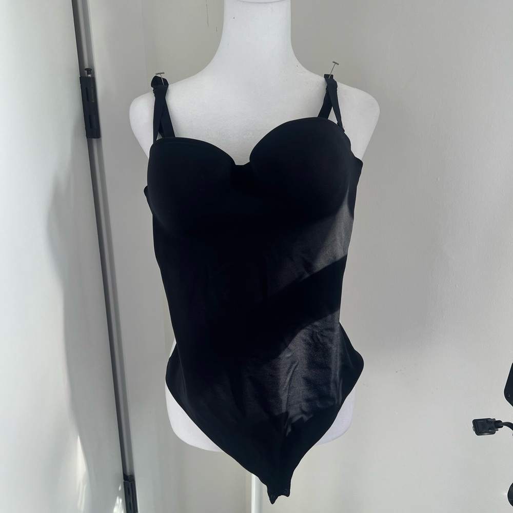Wolford M/b cup booster strapless or with straps skims like never worn